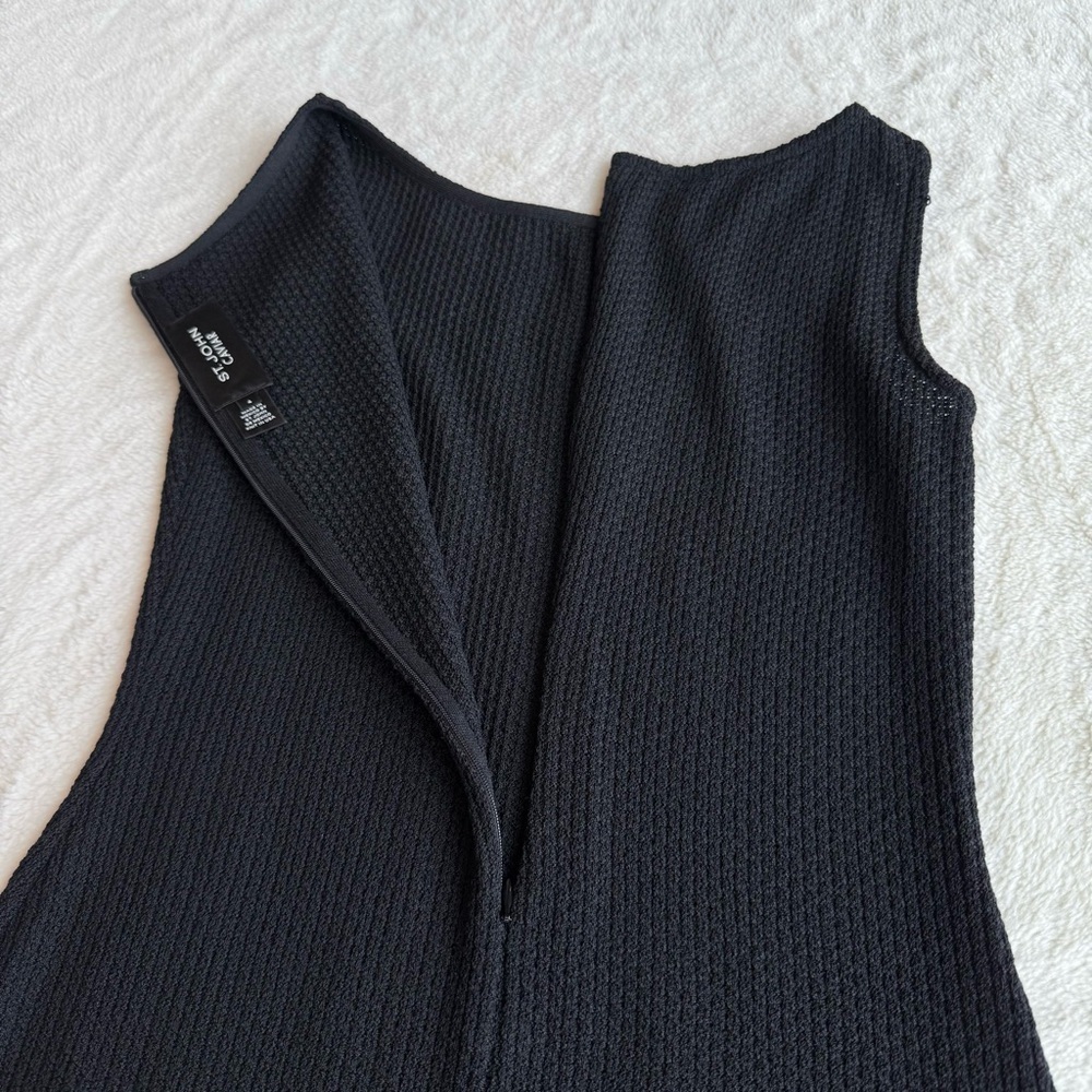 St. John Caviar Wool Blend Black Knit Dress (4) & Blazer (2) 2-Piece Set - Picture 12 of 14